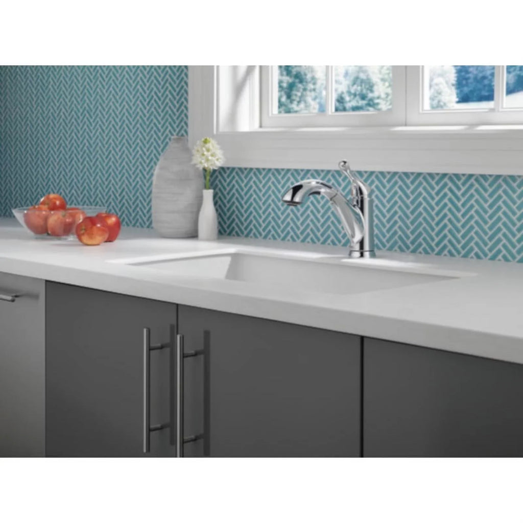 Delta Grant One Handle Chrome Pull Out Kitchen Faucet