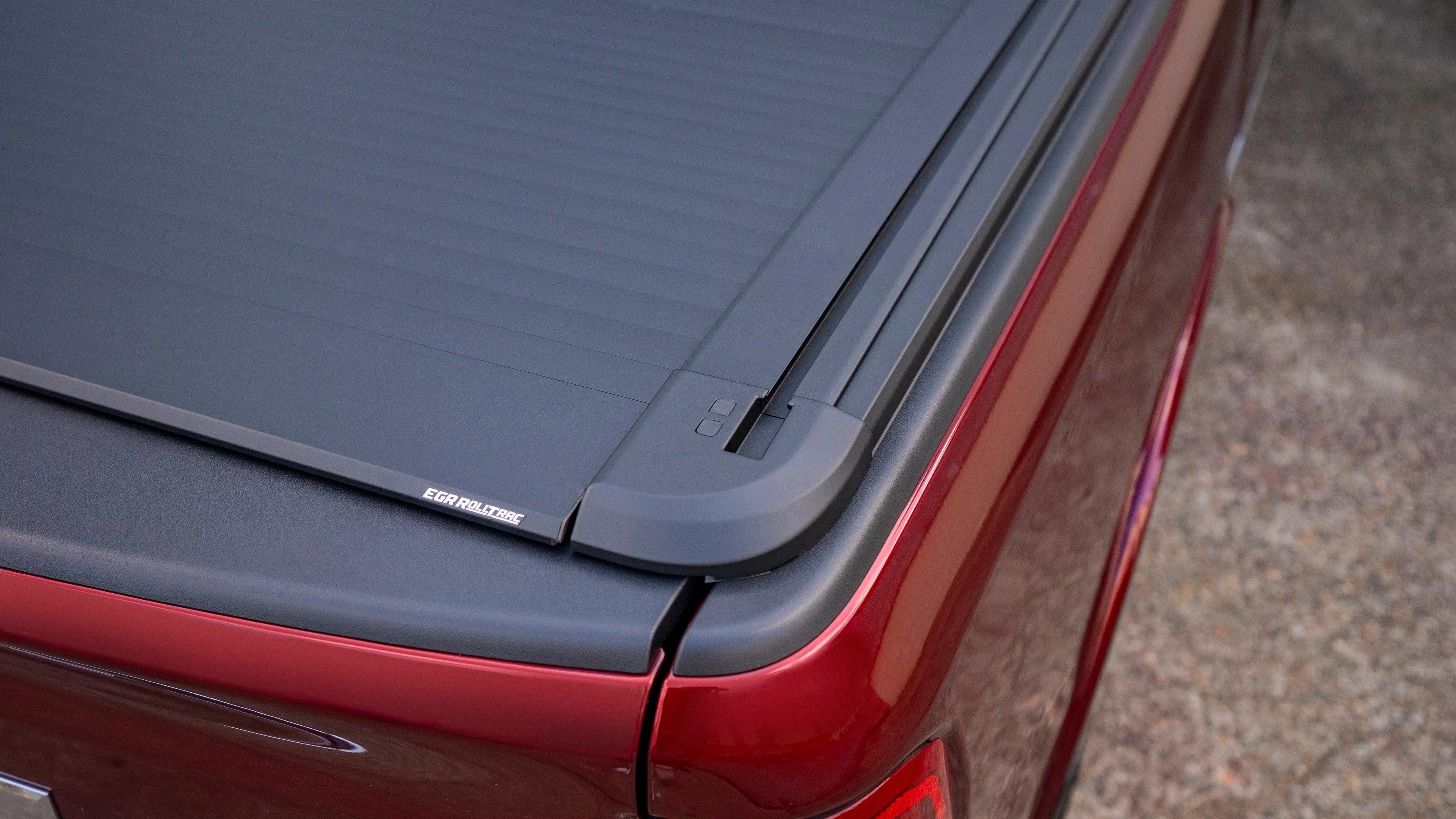 EGR 2019-2024 Fits Dodge Ram 1500 Sport SLT SXT Crew Cab Pickup Short Box Non RamBox Rolltrac Electric Retractable Bed Cover RT038811E