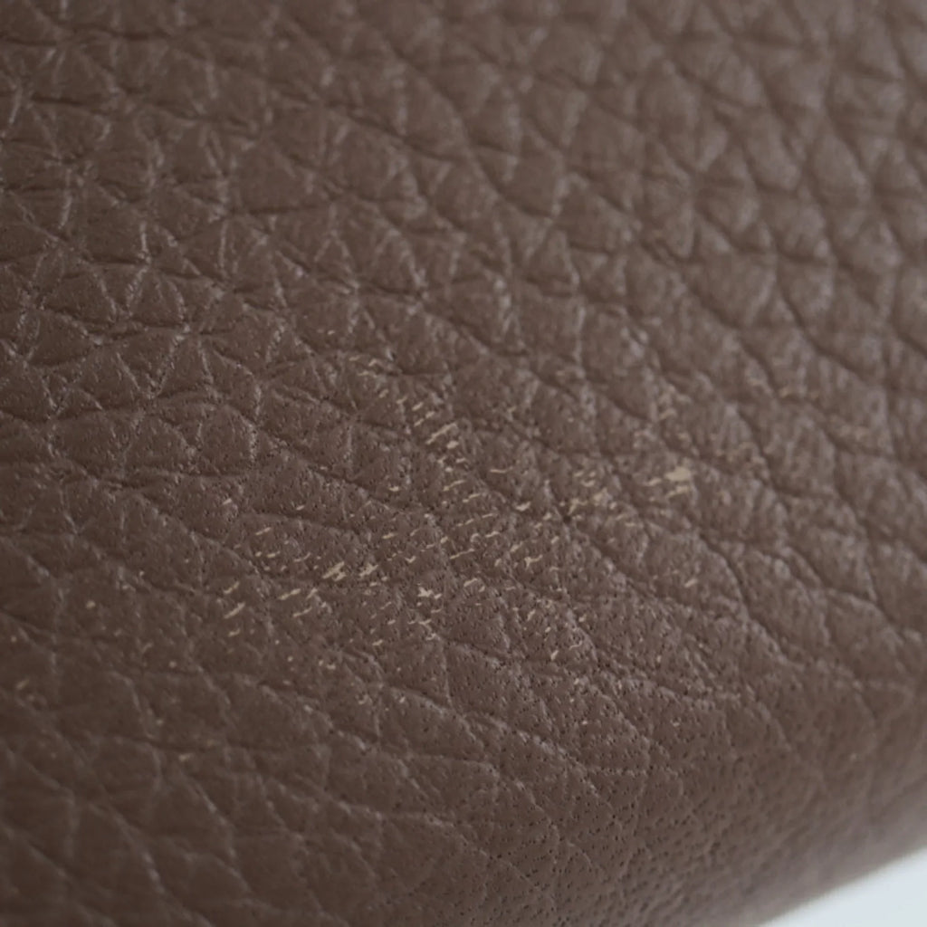Pre-Owned LOUIS VUITTON Louis Vuitton Portefeuille Capucines Parnacea Long Wallet M62075 Taurillon Leather Taupe LV Logo Beige Gold Metal Fitting Genuine (Good)