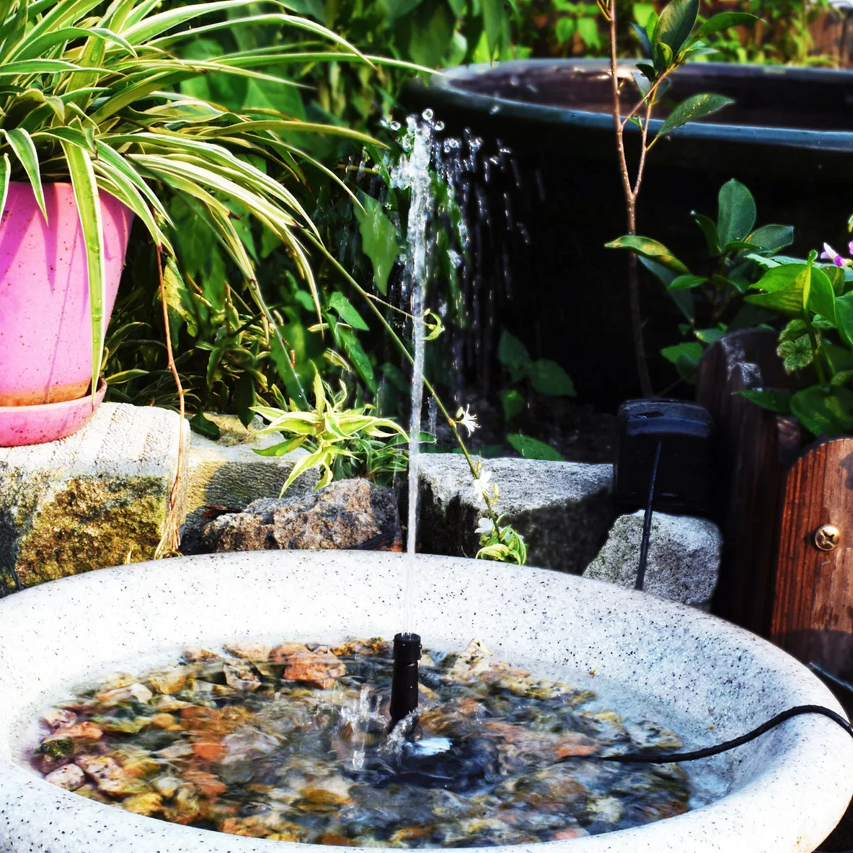 Lixada Solar Panel Water Pump Fountain Pump Adjustable for DIY Birdbath Fish Tank Small Pond Patio Lawn Pool Garden