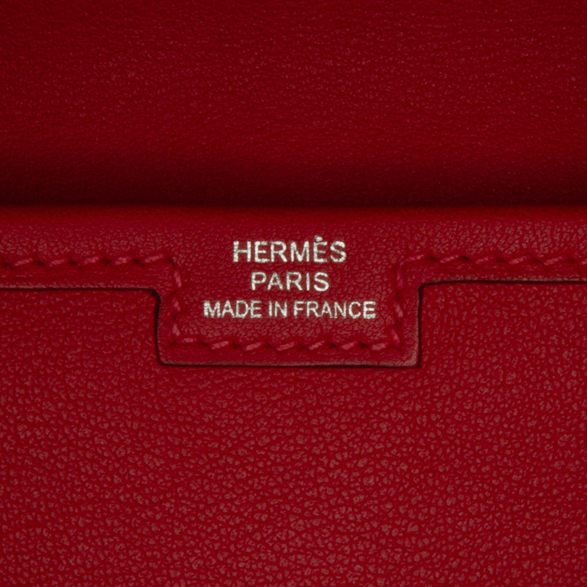 Pre-Owned Authenticated Hermès Swift Jige Duo Wallet Calf Leather Red Long Wallets Unisex (Good)
